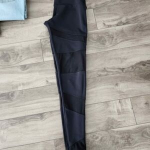 Black Onzie Leggings with Mesh Panels
